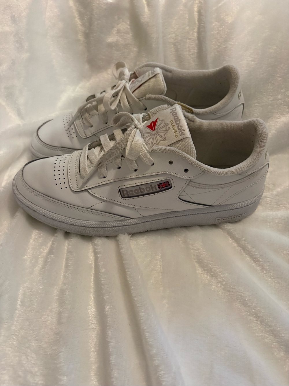 Reebok White Leather Low-Top Sneakers with Red Accent